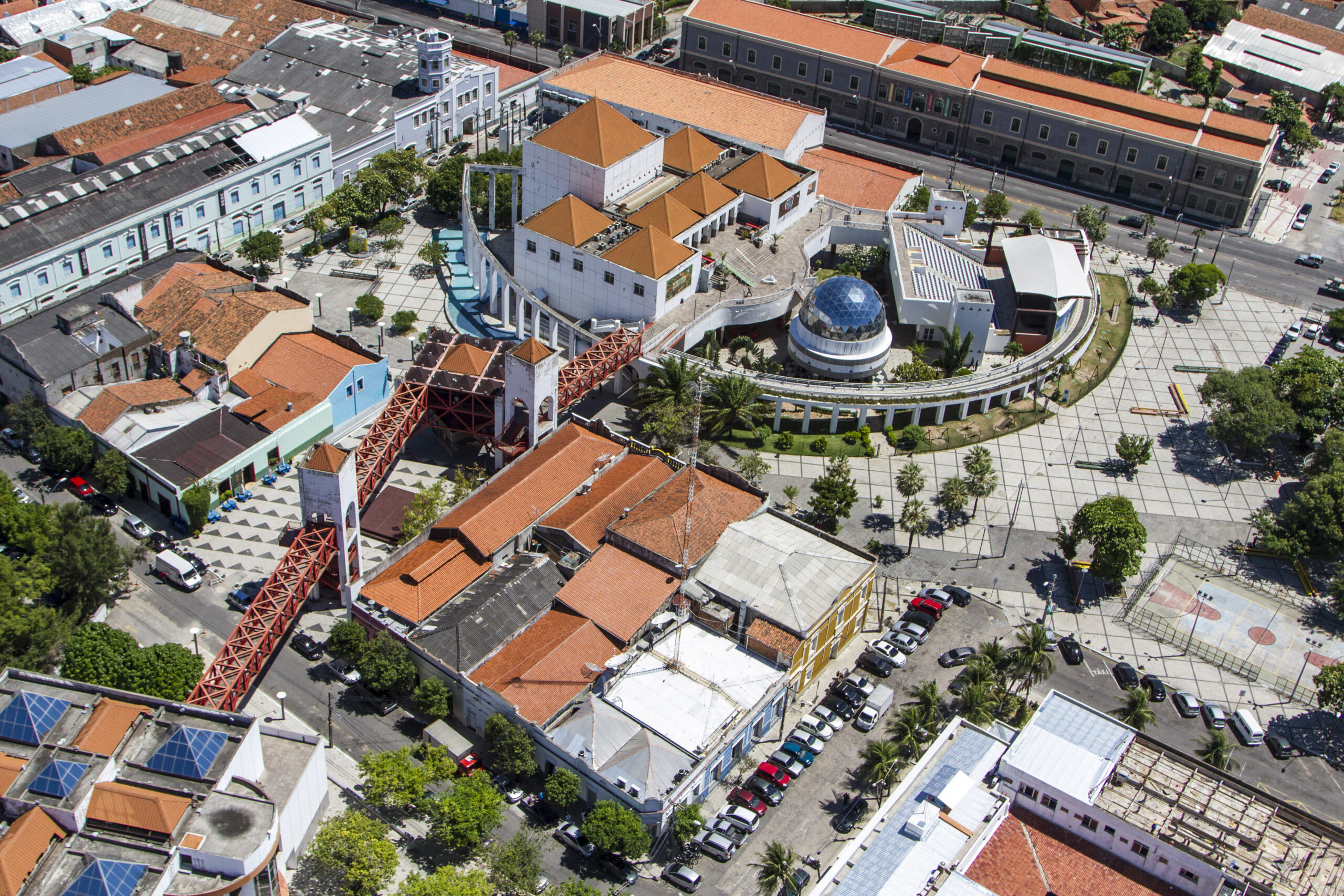 Dragão do Mar comemora 299 anos de Fortaleza com programação gratuita